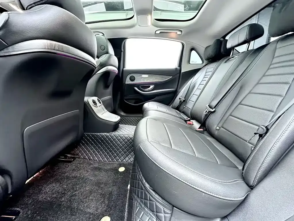 Mercedes-Benz E-Class 2024 из CN, фото 5