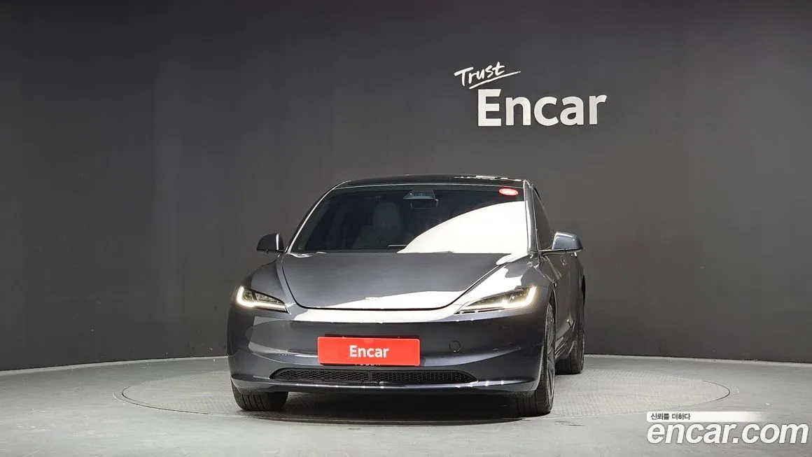 Tesla Model 3 2025 из KR, фото 3