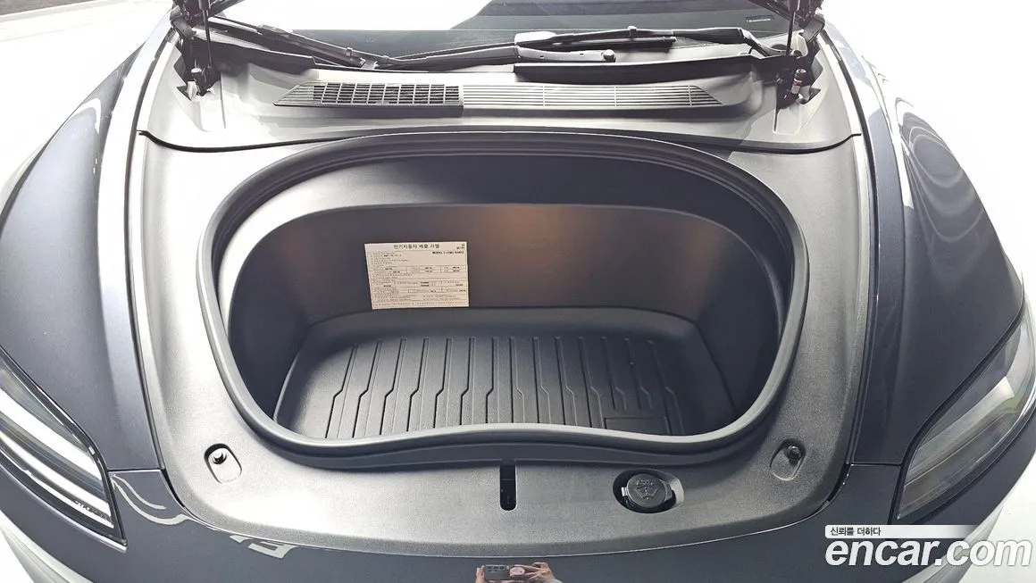 Tesla Model 3 2025 из KR, фото 6