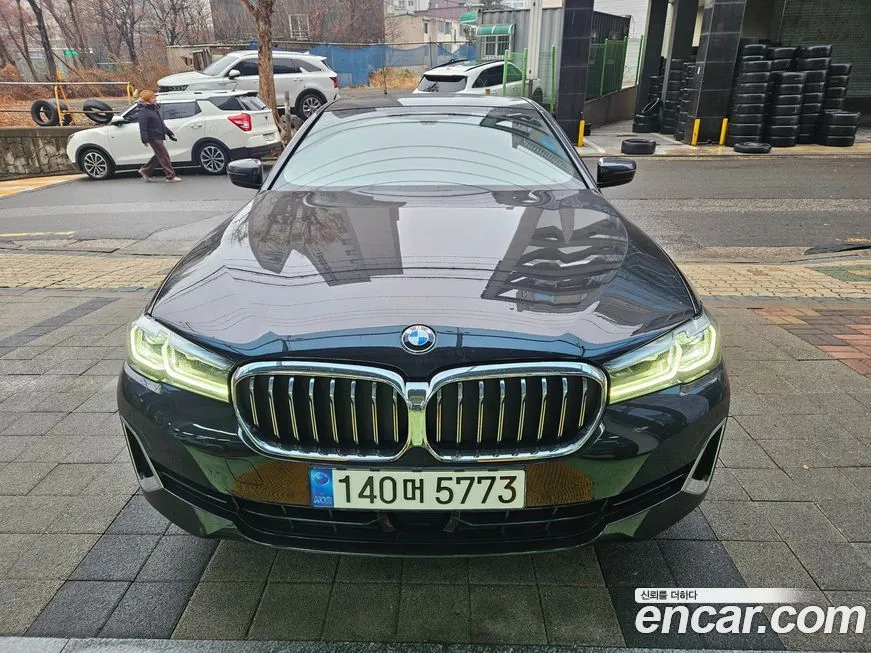 BMW 5-Series 2023 из KR, фото 1