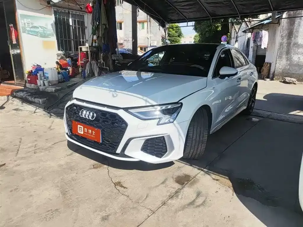 Audi A3 2022 из CN, фото 1