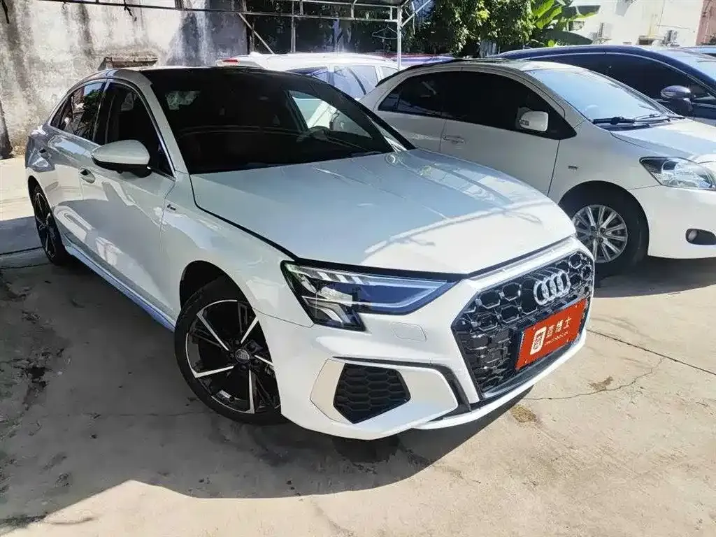 Audi A3 2022 из CN, фото 2