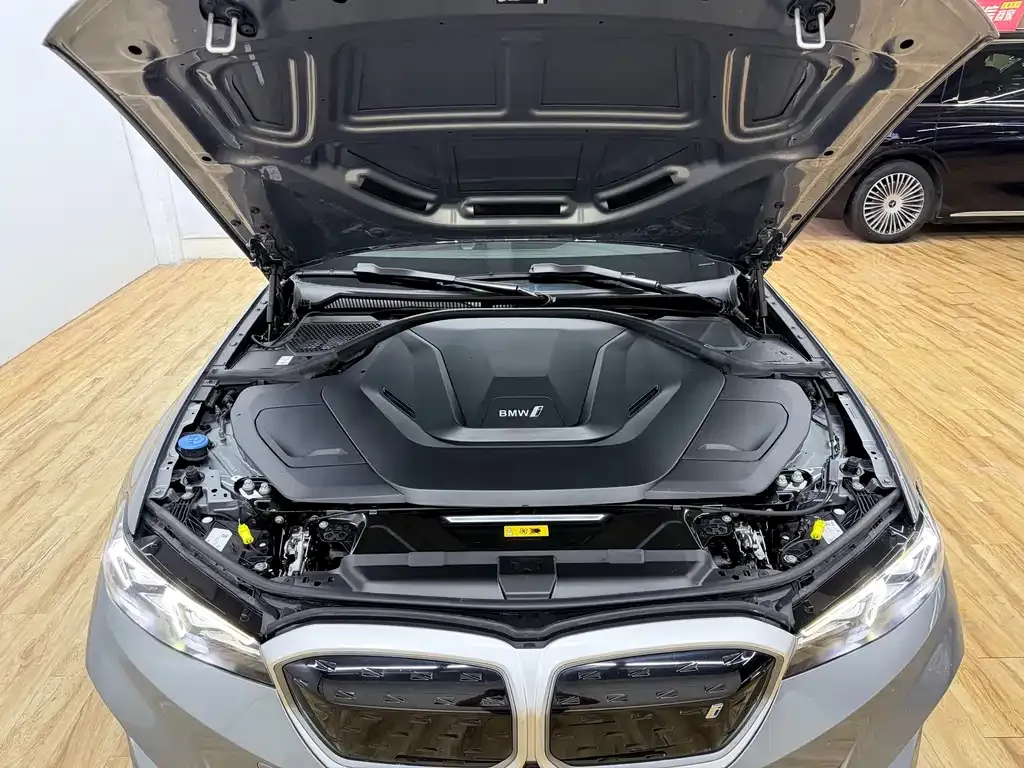 BMW i3 2023 из CN, фото 8