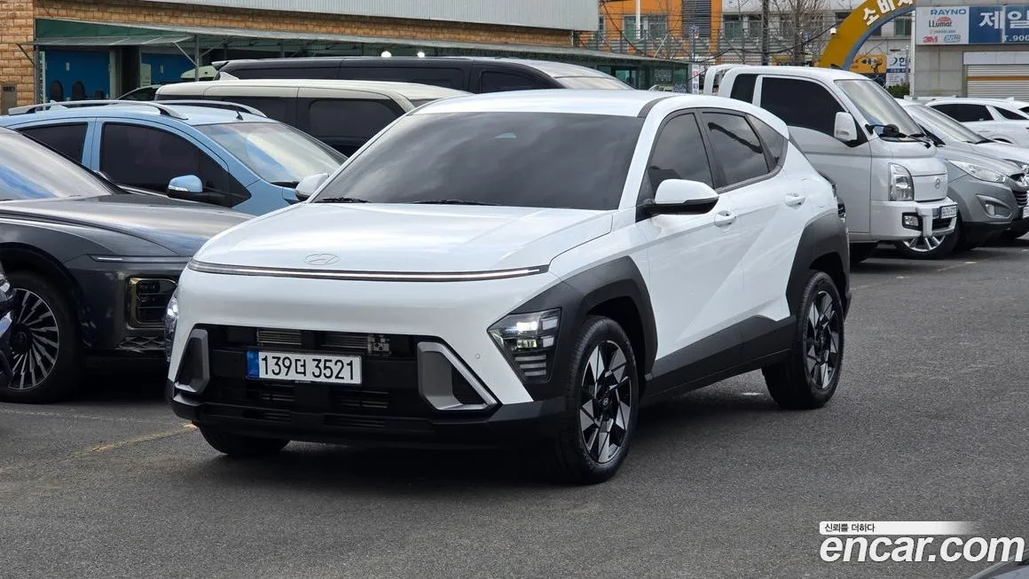 Hyundai Kona — фото 1