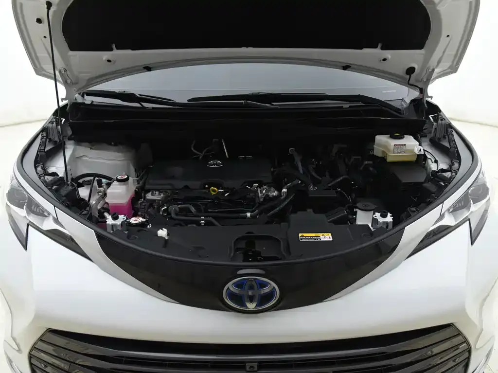 Toyota Sienna 2024 из CN, фото 10