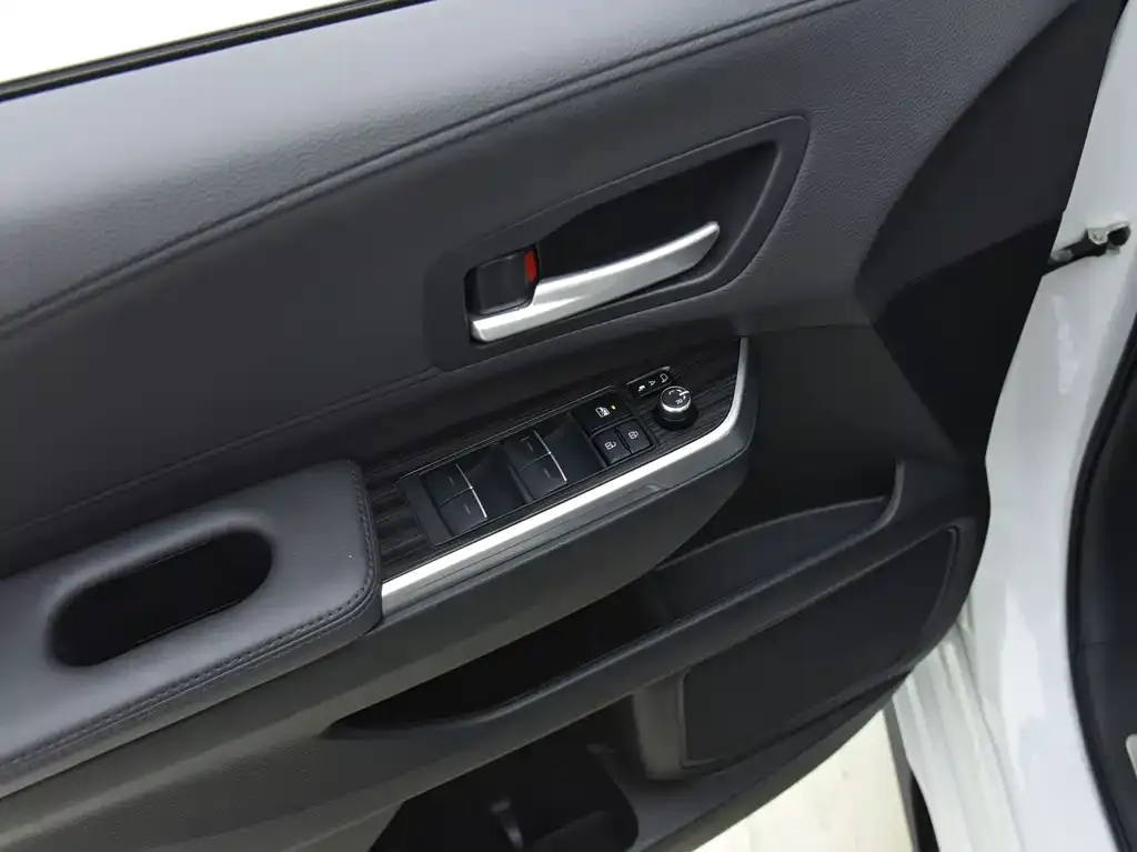 Toyota Sienna 2024 из CN, фото 9