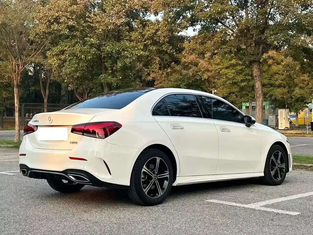 Mercedes-Benz A-Class — фото 7
