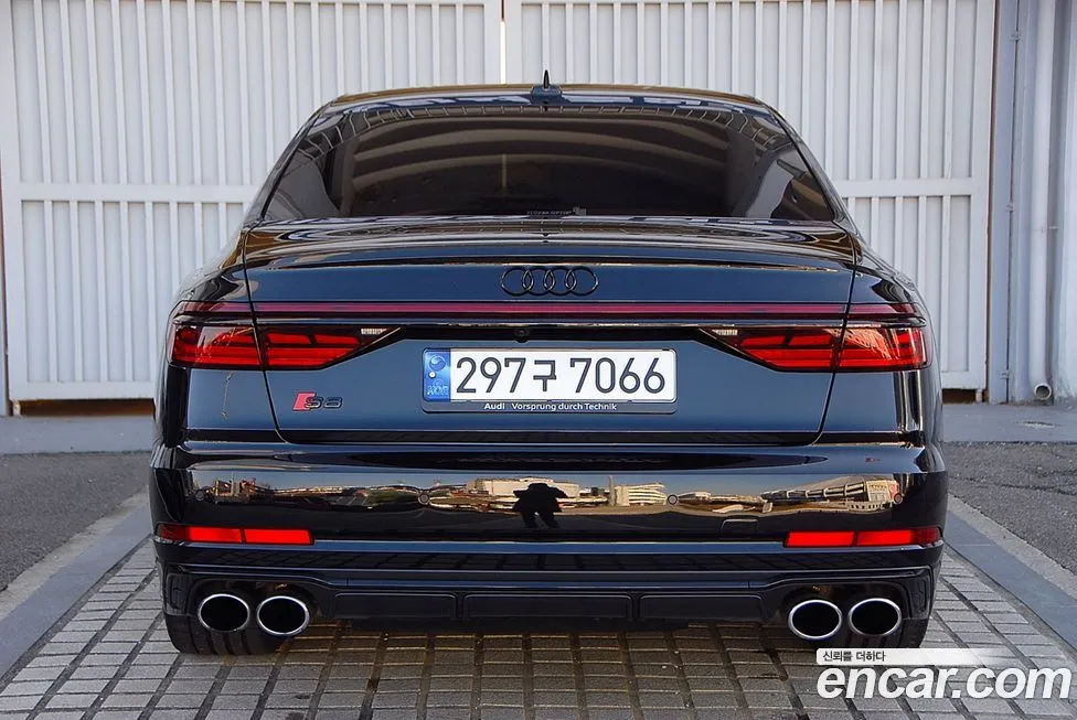 Audi S8 2023 из KR, фото 3
