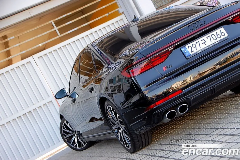 Audi S8 2023 из KR, фото 5