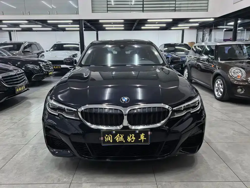 BMW 3 Series 2021 из CN, фото 2