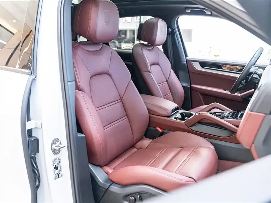 Porsche Cayenne 2025 из CN, фото 10