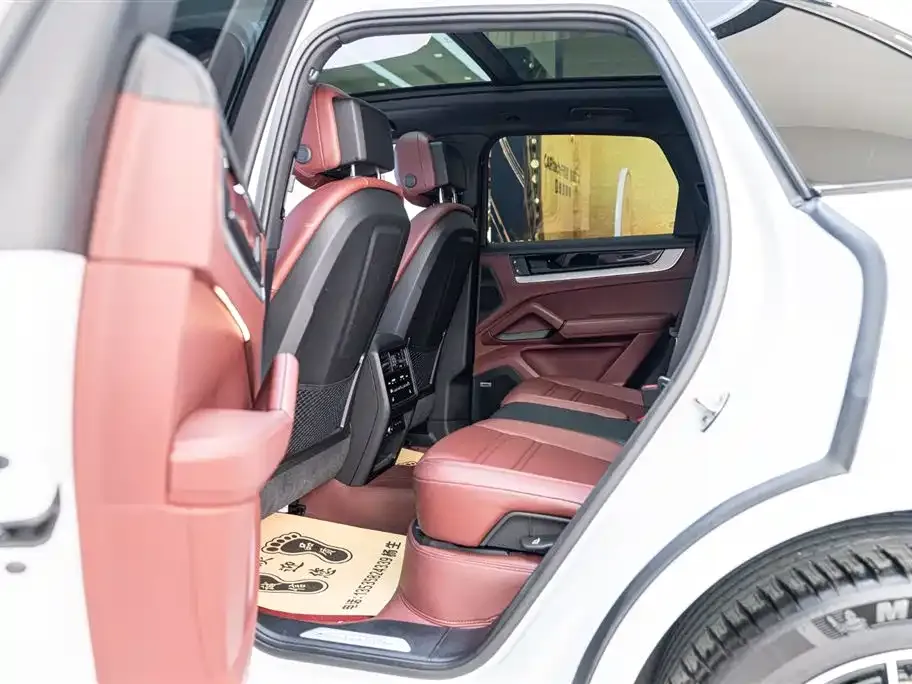 Porsche Cayenne 2025 из CN, фото 3
