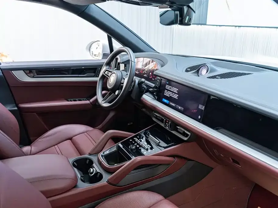 Porsche Cayenne 2025 из CN, фото 9