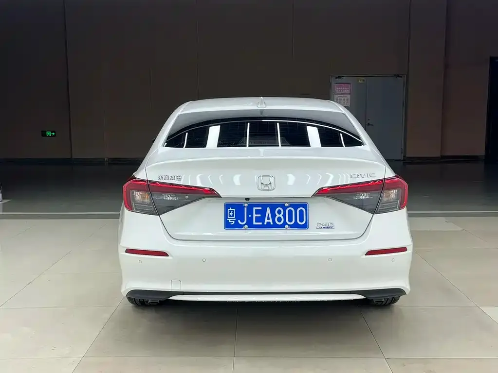 Honda Civic — фото 5