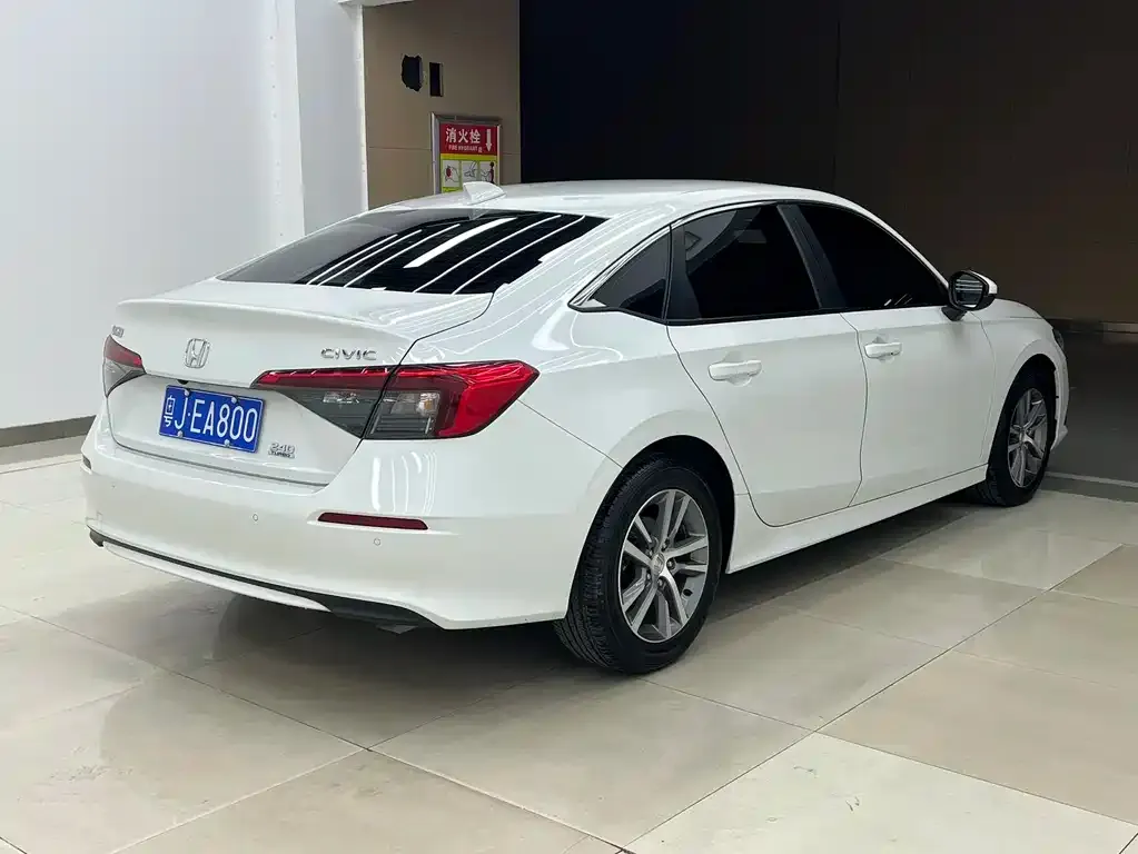 Honda Civic — фото 6