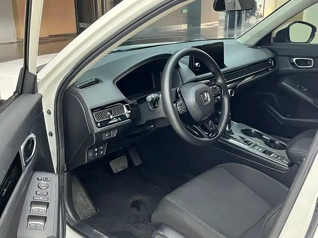 Honda Civic — фото 7