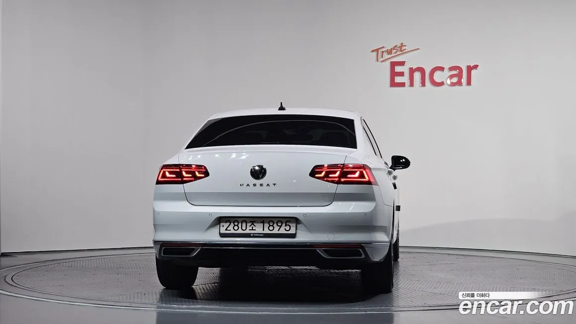 Volkswagen Passat 2022 из KR, фото 4
