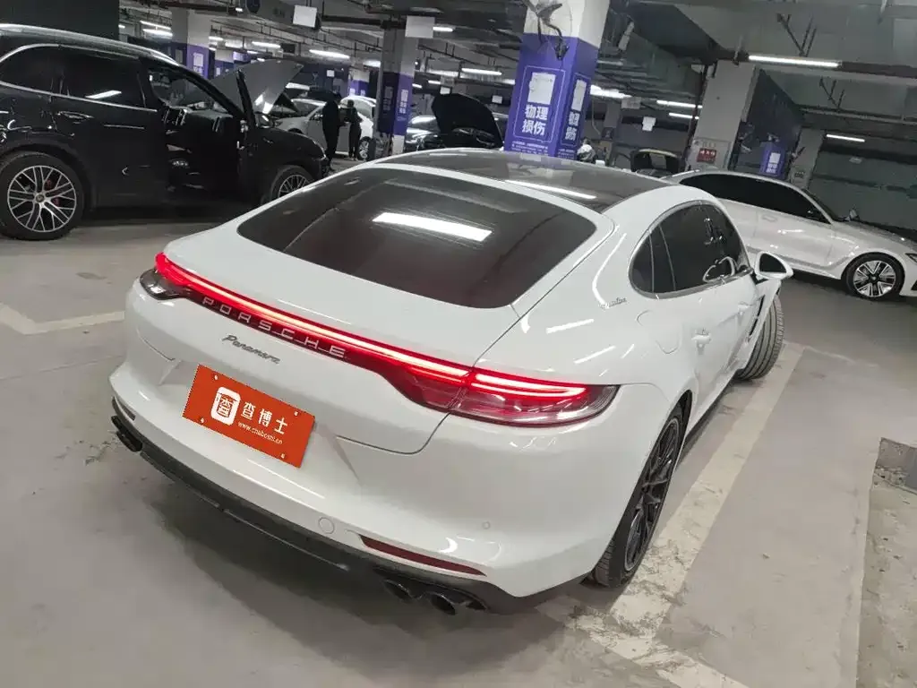 Porsche Panamera 2022 из CN, фото 2