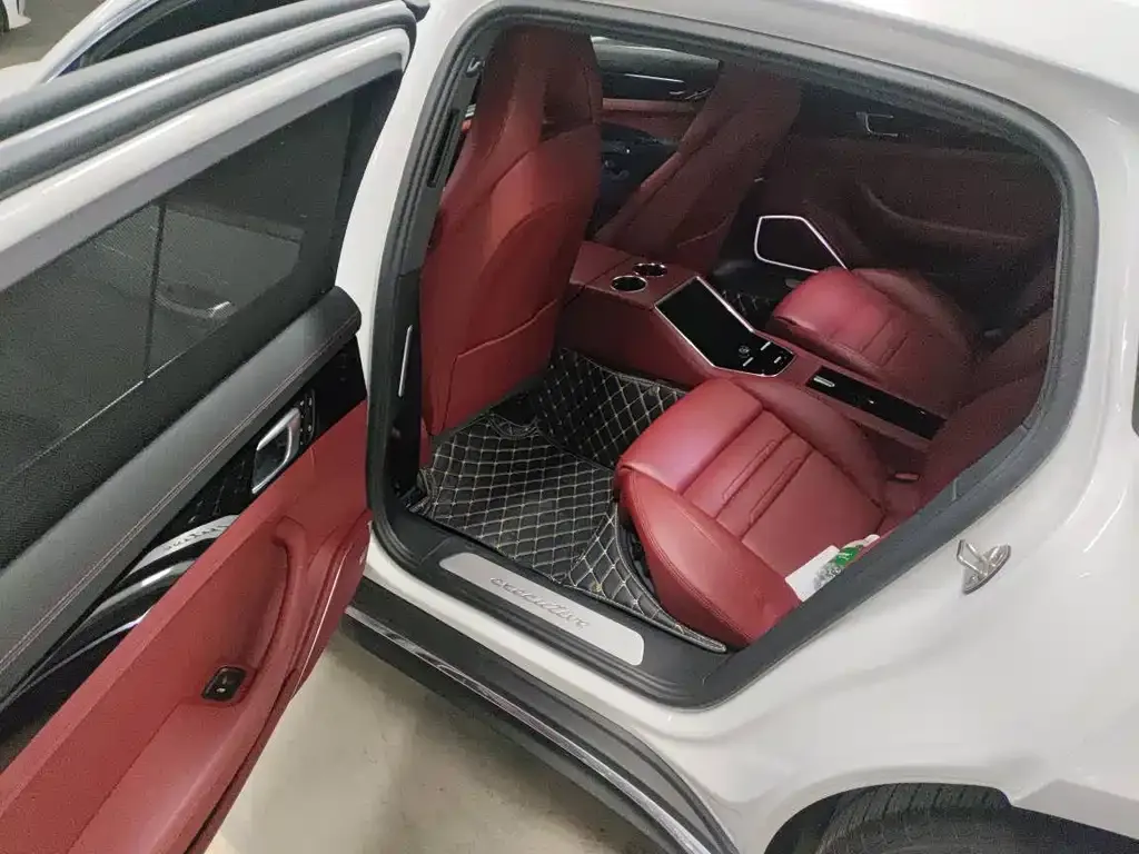 Porsche Panamera 2022 из CN, фото 5