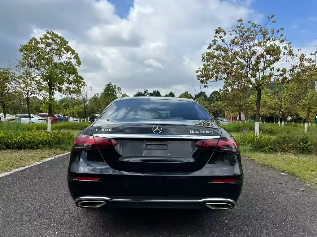 Mercedes-Benz E-Class 2022 из CN, фото 10