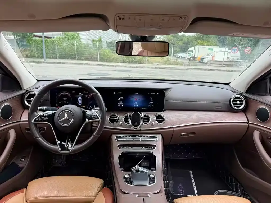 Mercedes-Benz E-Class 2022 из CN, фото 5
