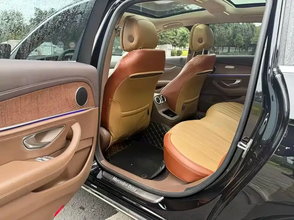 Mercedes-Benz E-Class 2022 из CN, фото 6