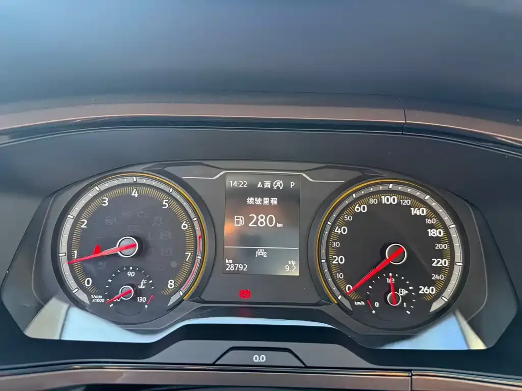 Volkswagen Tharu 2022 из CN, фото 10