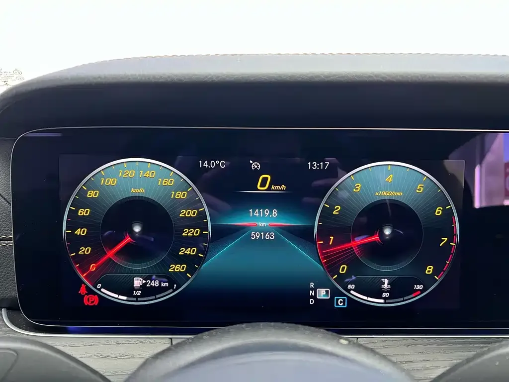 Mercedes-Benz E-Class 2021 из CN, фото 9