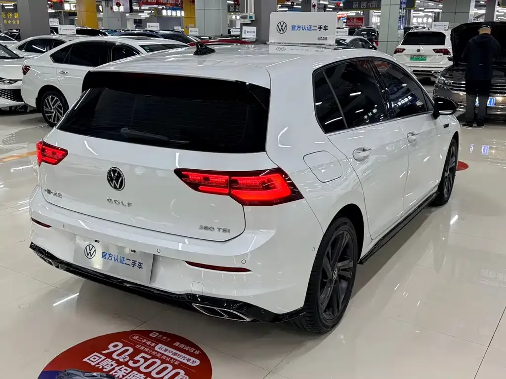 Volkswagen Golf 2021 из CN, фото 5