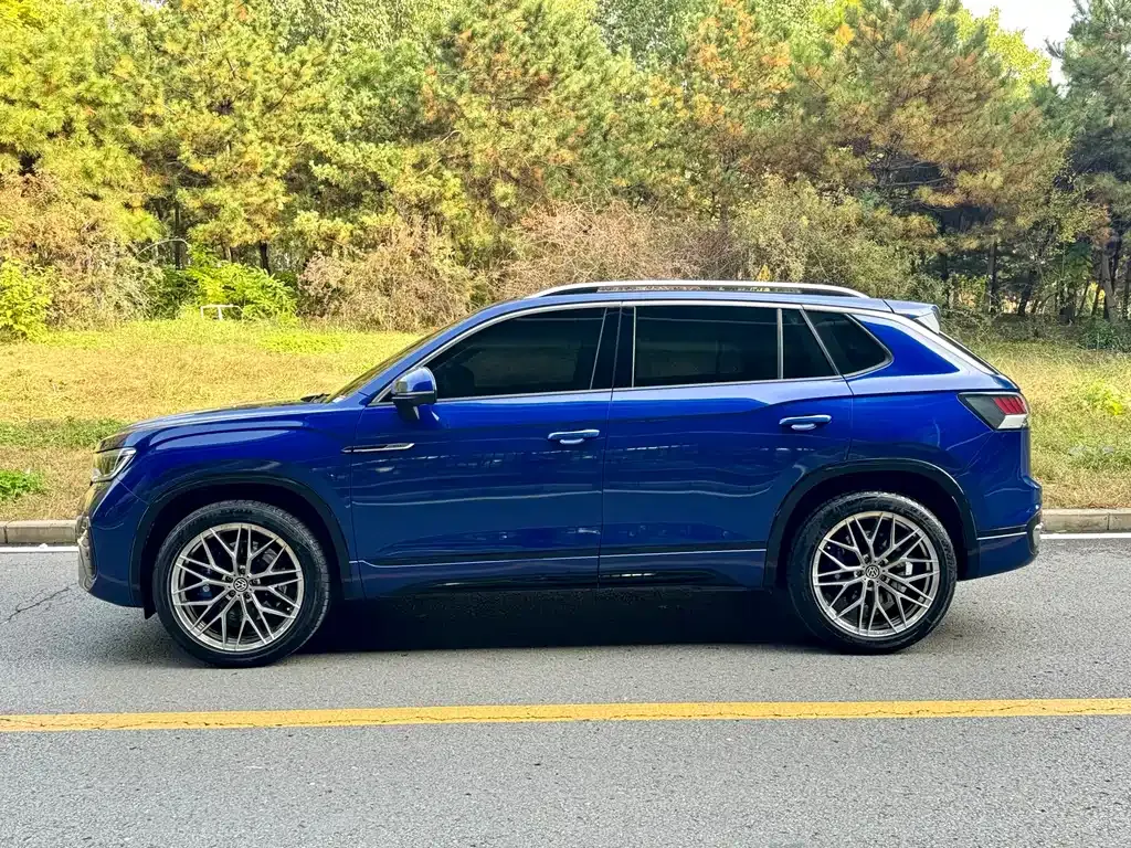 Volkswagen GTE PHEV 2024 из CN, фото 10