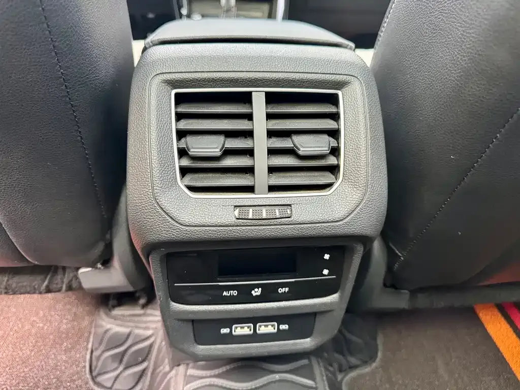 Volkswagen GTE PHEV 2024 из CN, фото 5