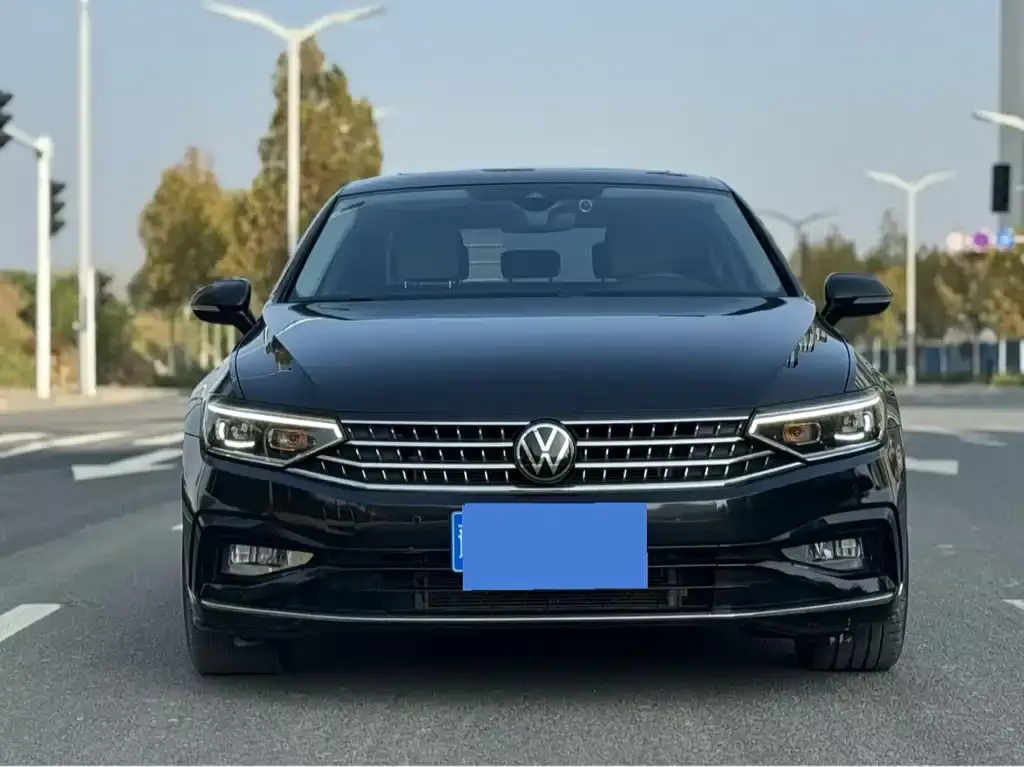 Volkswagen Magotan 2023 из CN, фото 2
