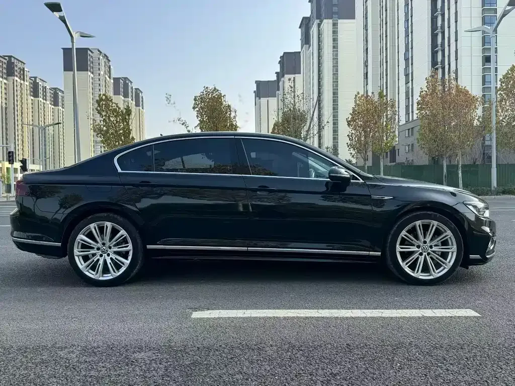 Volkswagen Magotan 2023 из CN, фото 7