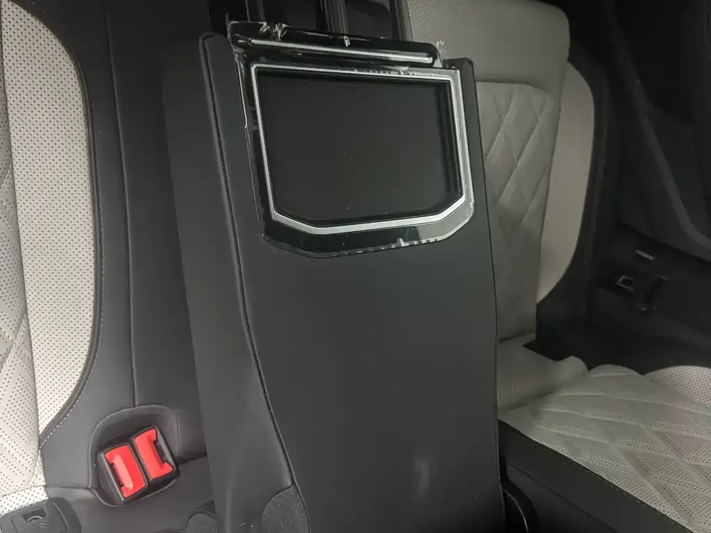 Volkswagen Magotan 2023 из CN, фото 8