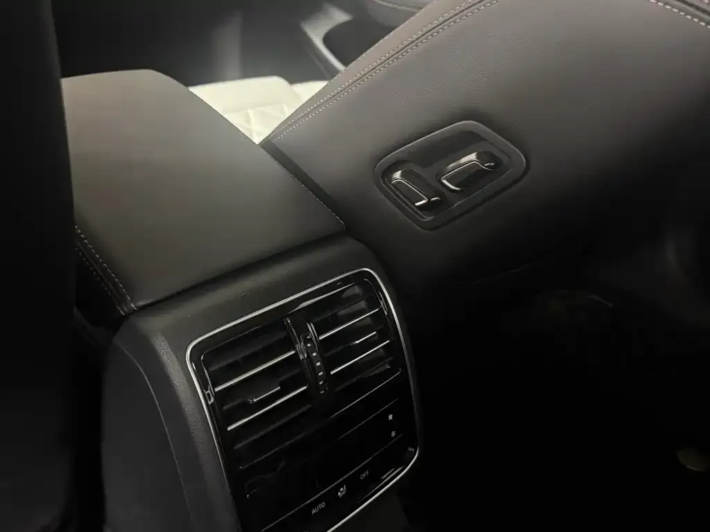 Volkswagen Magotan 2023 из CN, фото 9