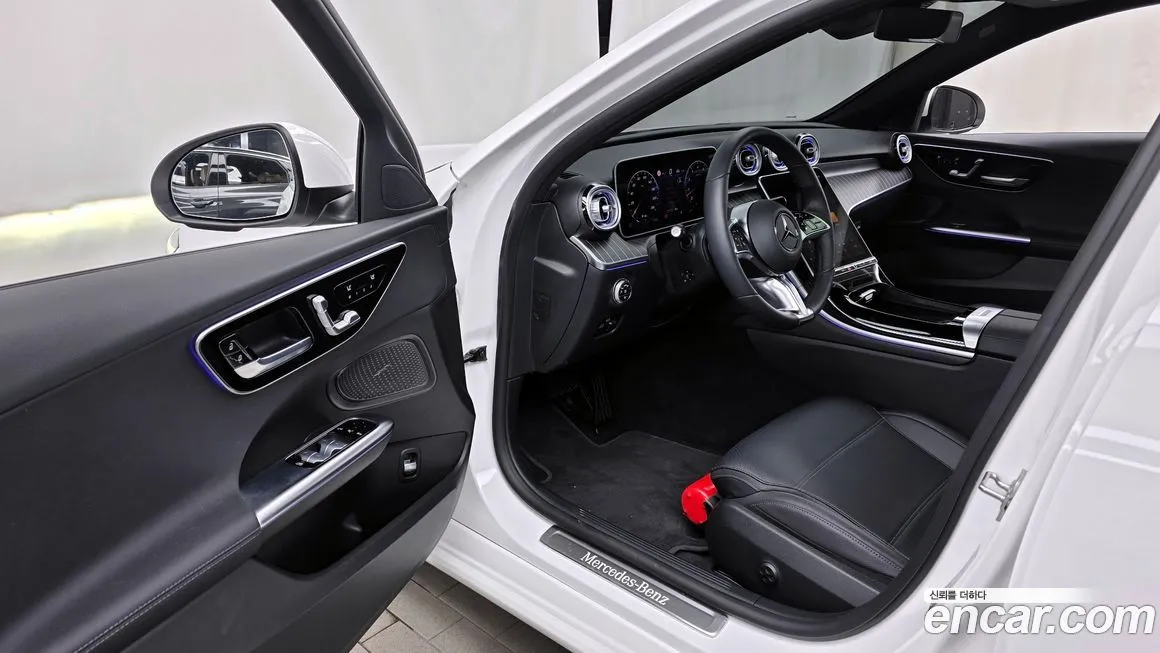 Mercedes-Benz C-Class — фото 10