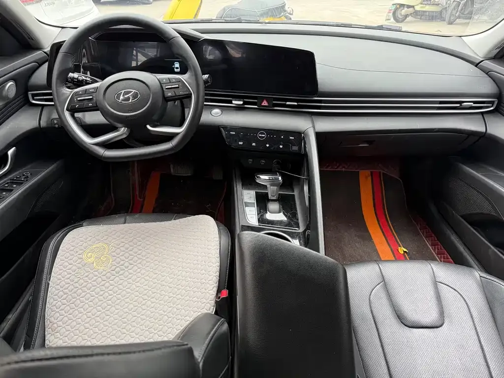 Hyundai Elantra 2023 из CN, фото 6