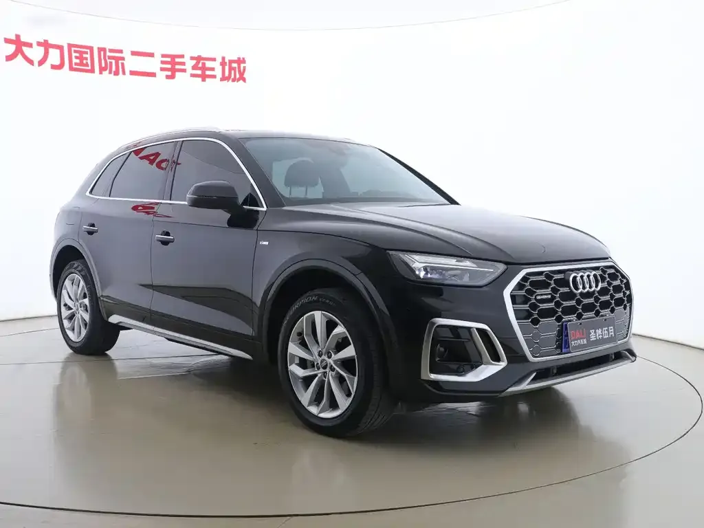 Audi Q5L 2021 из CN, фото 3