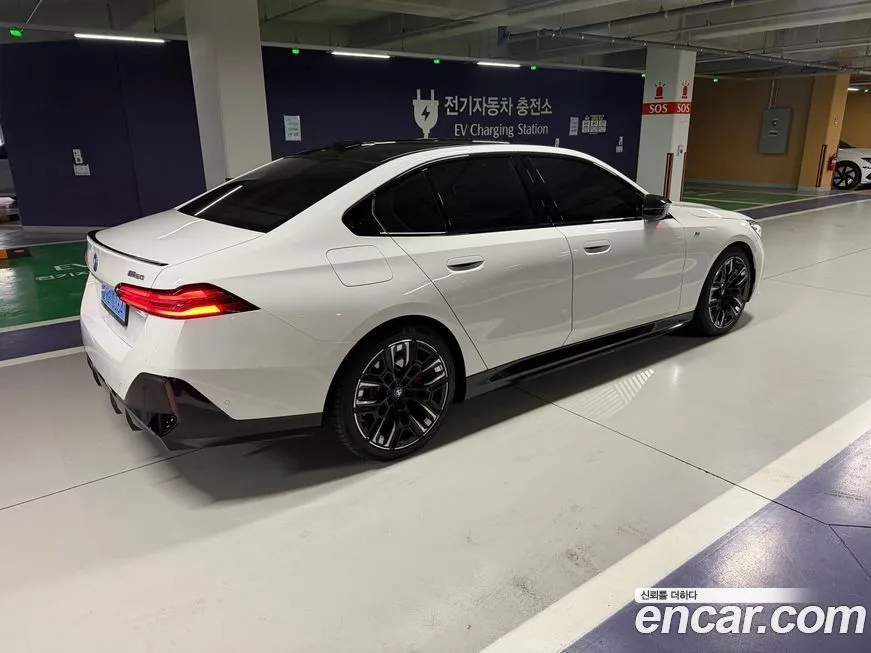BMW i5 2024 из KR, фото 5