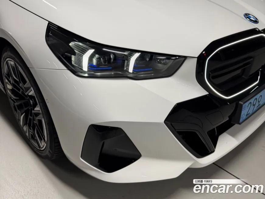 BMW i5 2024 из KR, фото 9