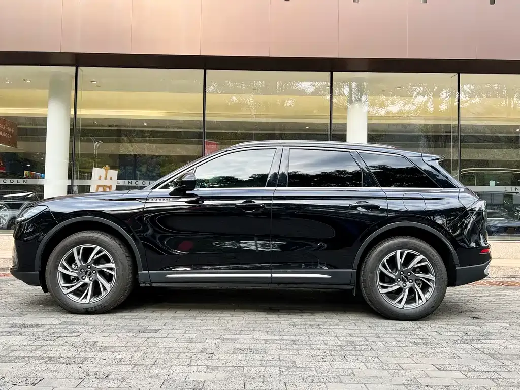 Lincoln Corsair 2024 из CN, фото 3