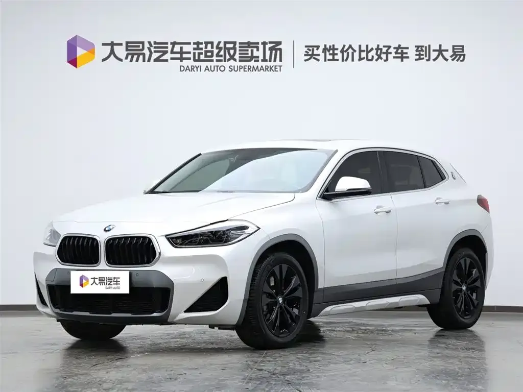 BMW X2 — фото 1