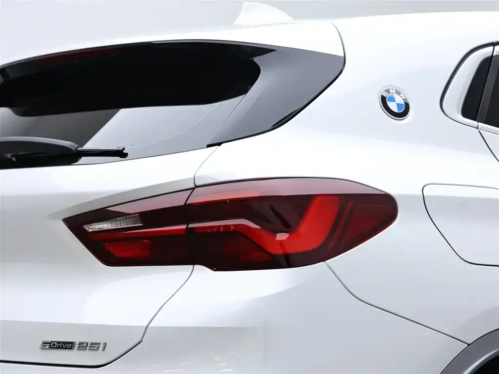 BMW X2 — фото 7