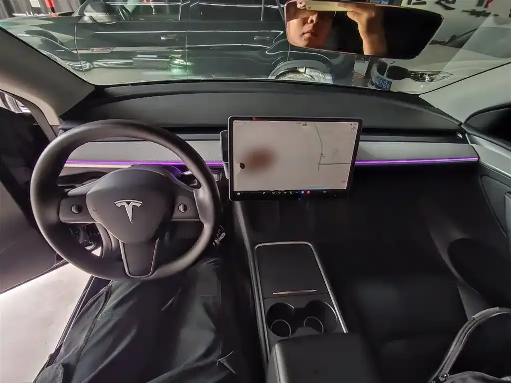 Tesla Model Y 2024 из CN, фото 10