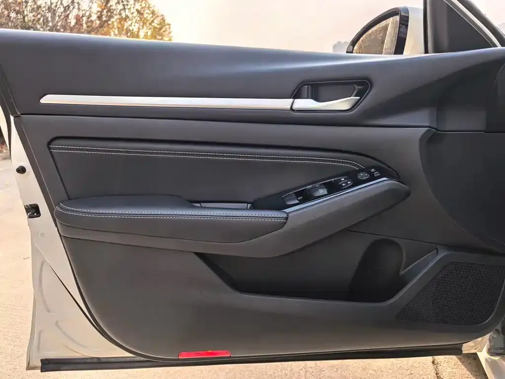 Nissan Teana 2022 из CN, фото 5