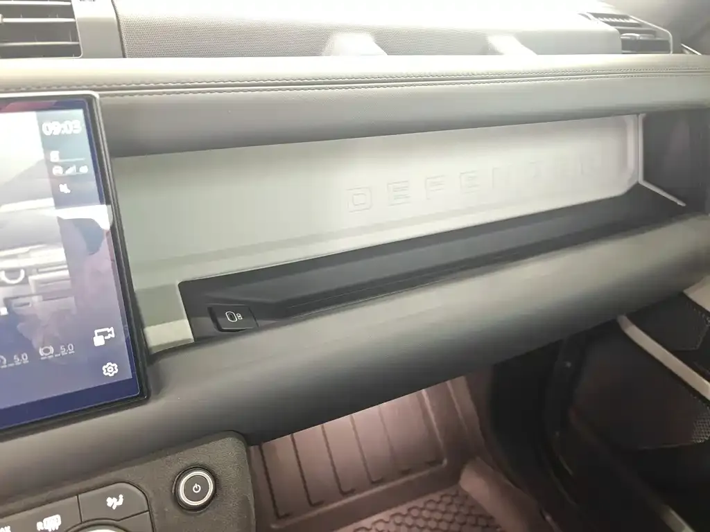 Land Rover Defender 2022 из CN, фото 9