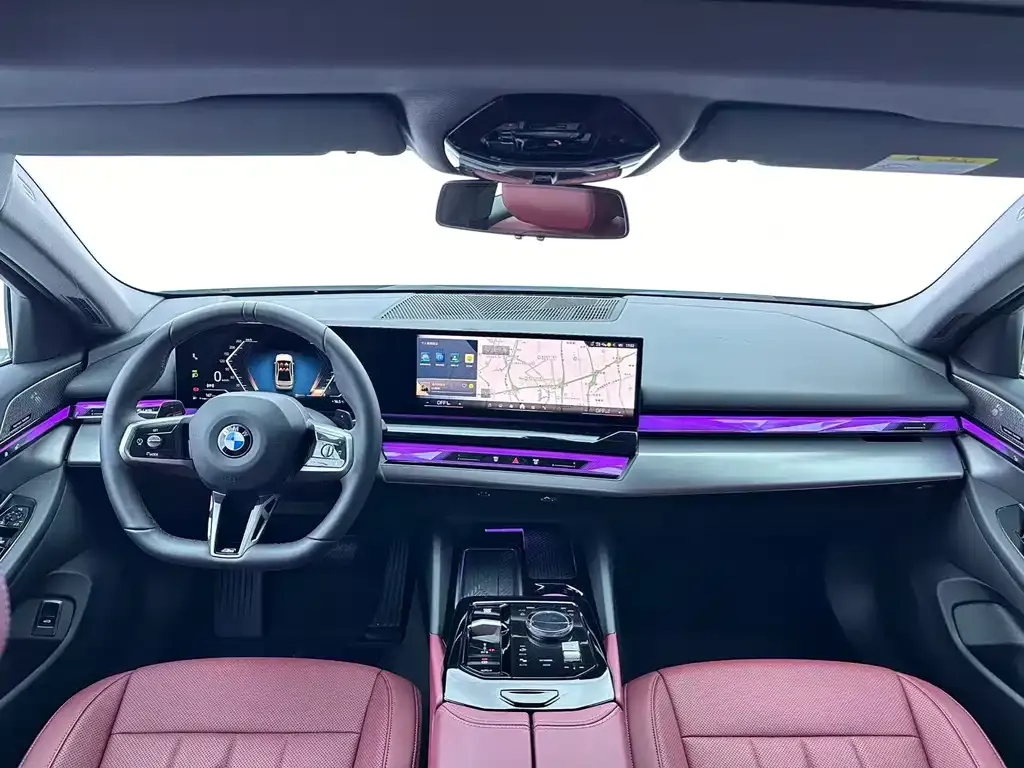 BMW 5 Series 2025 из CN, фото 8