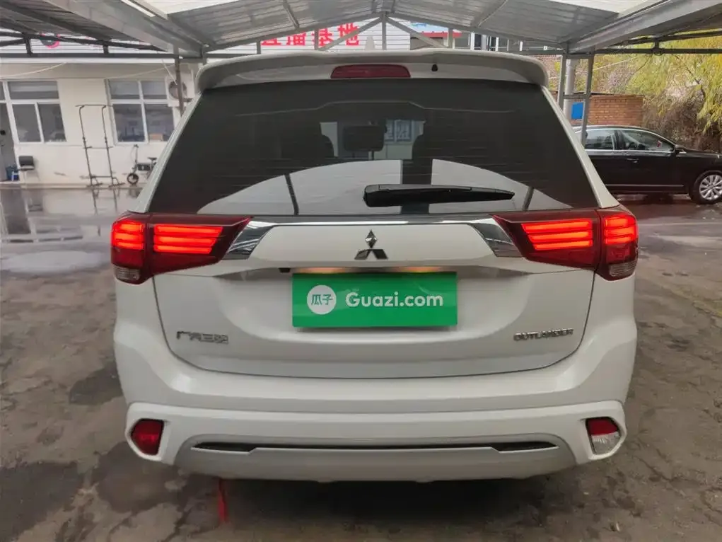 Mitsubishi Outlander 2022 из CN, фото 6