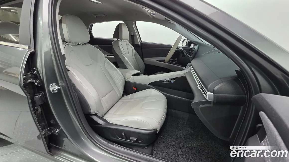 Hyundai AVANTE 2023 из KR, фото 10