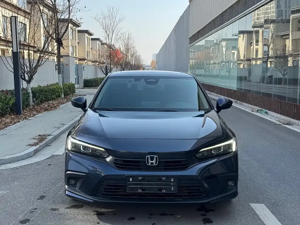 Honda Civic 2022 из CN, фото 2